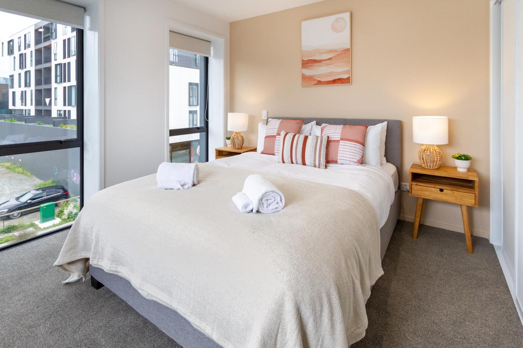 Modern City Lifestyle: 2 Bedroom 1 Bath Christchurch Exterior photo